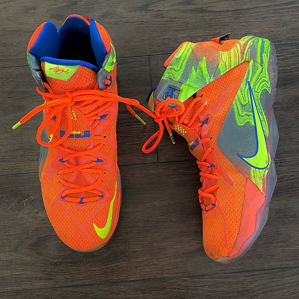 Neon orange&yellow Nike Lebron James INDOOR Mens Basketball Shoes // SIZE 13